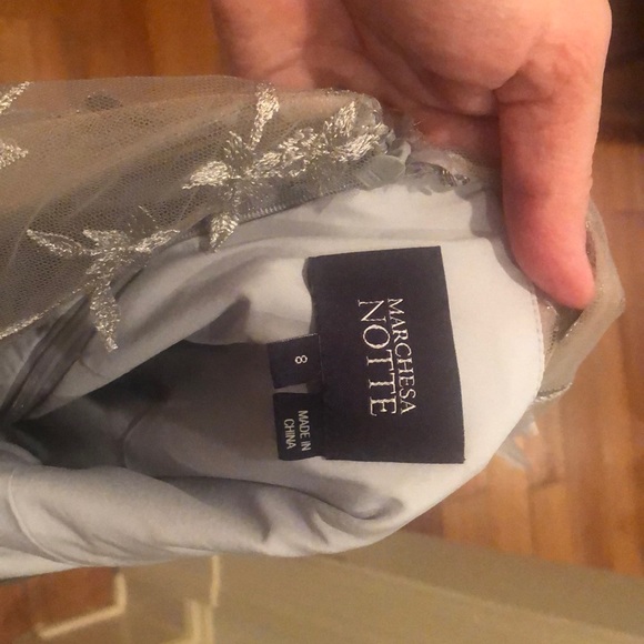 Designer formal gown by Marchesa Notte. - Picture 4 of 4